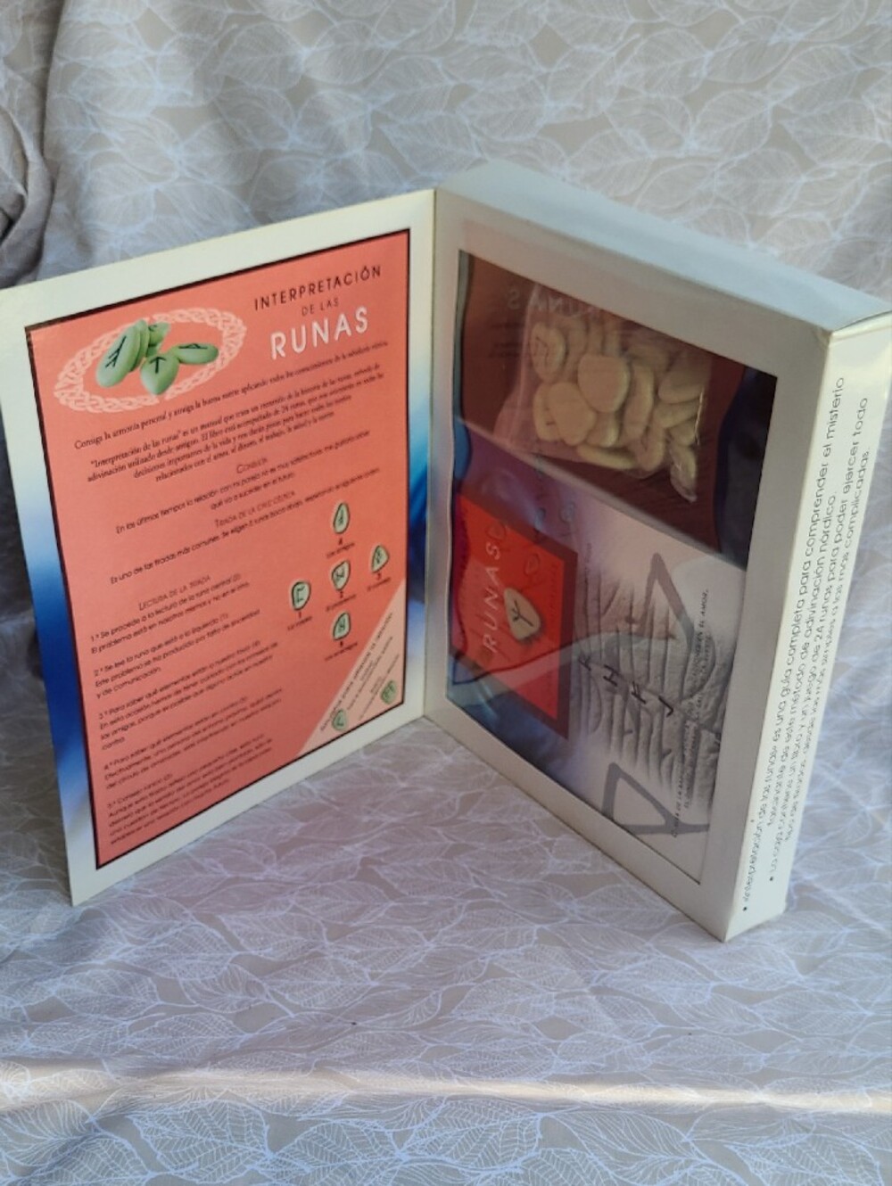 Rune Divination Set Interpretación de las Runas Stones & Book (Spanish Book) - Picture 11 of 11